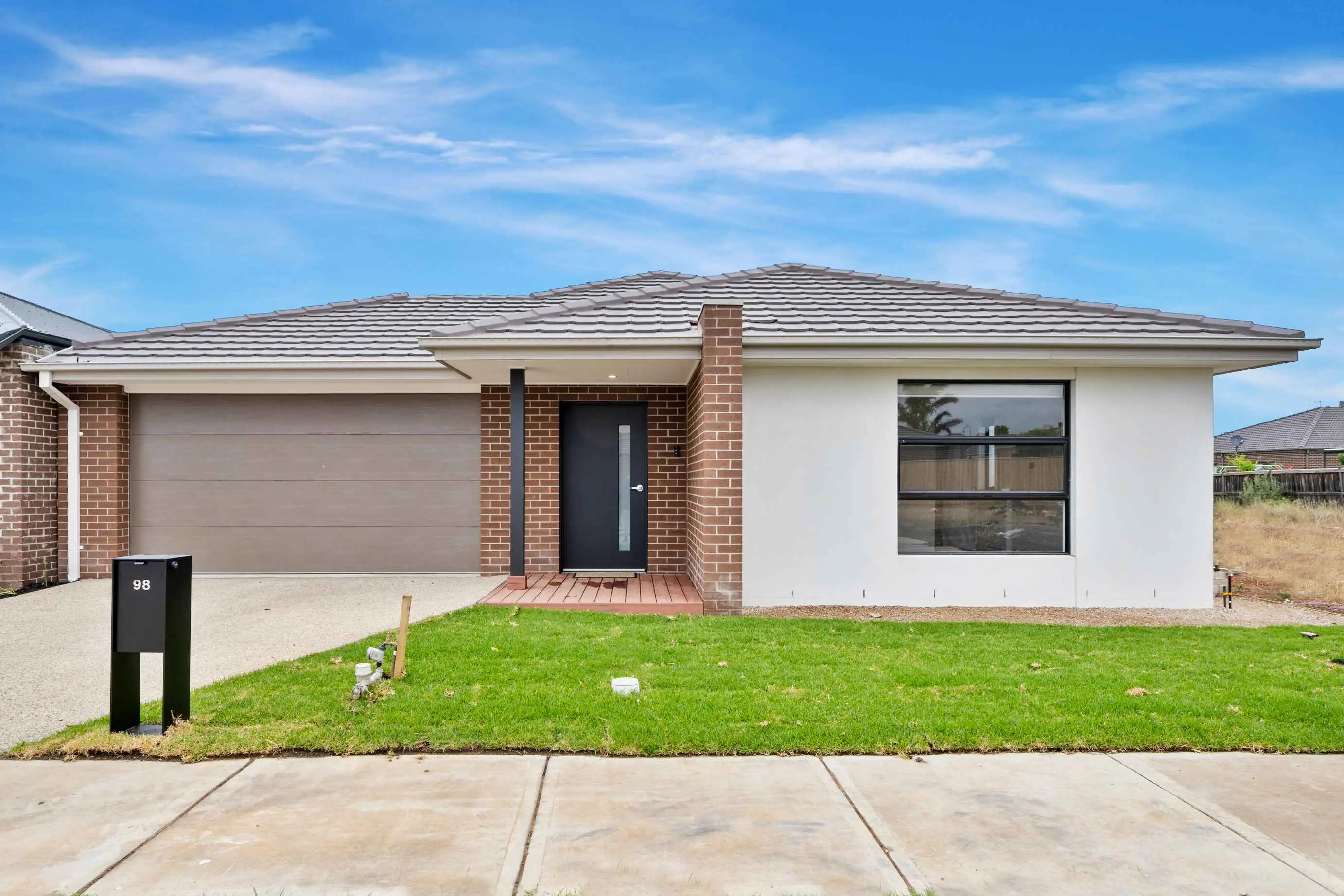 Armstrong Creek Harmony - Image 1 of 2