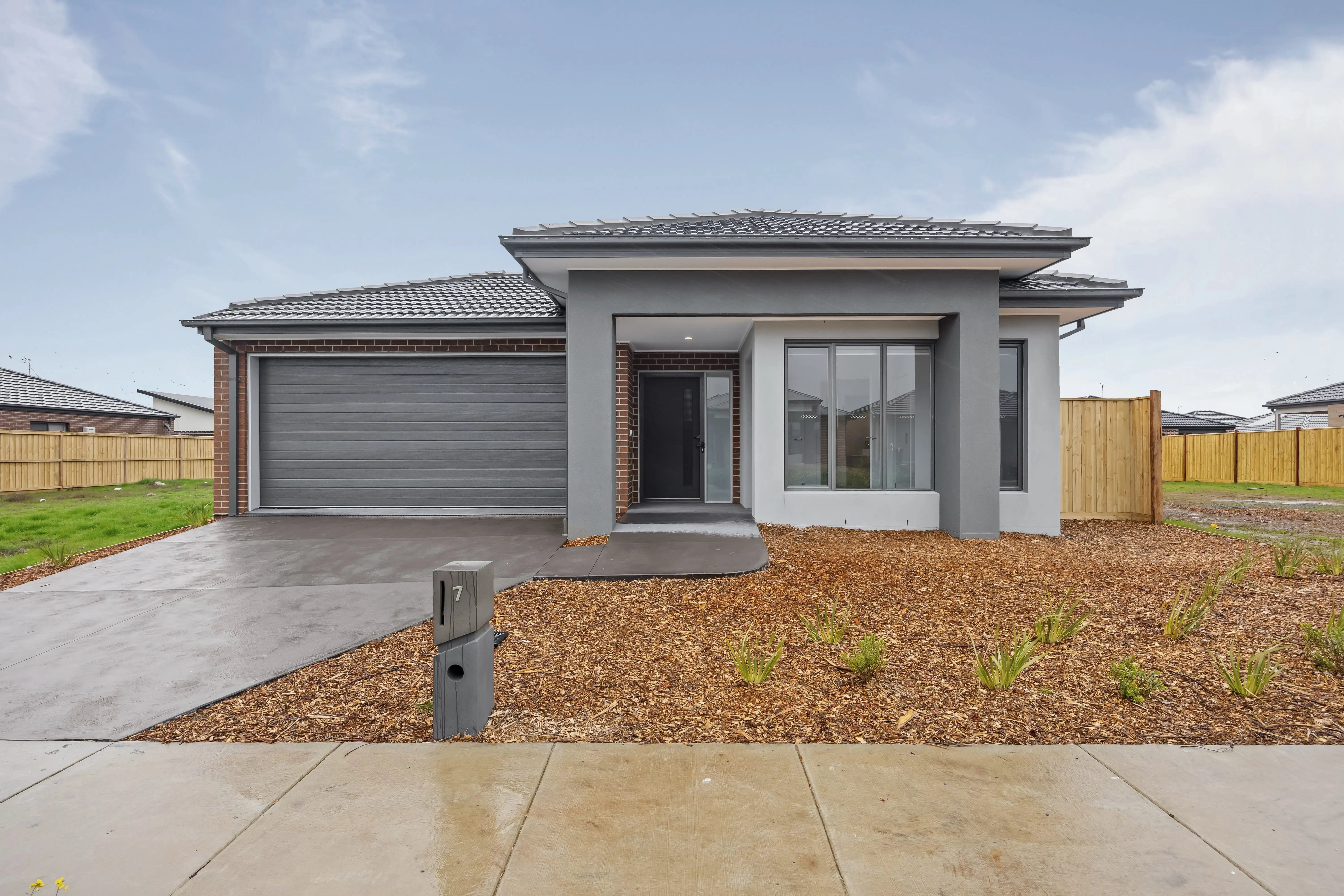 7 Geary Pl Winter Valley - Image 1 of 6